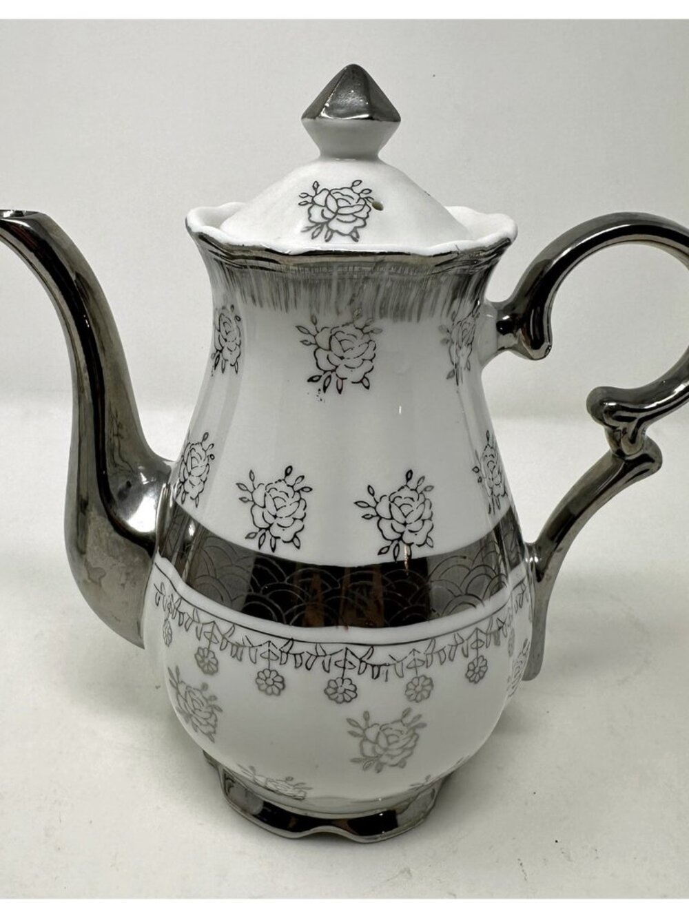 STERLING CHINA 3 Pce Set Tea Pot w/Lid Creamer Sugar Floral Platinum Trim Japan - Picture 7 of 10